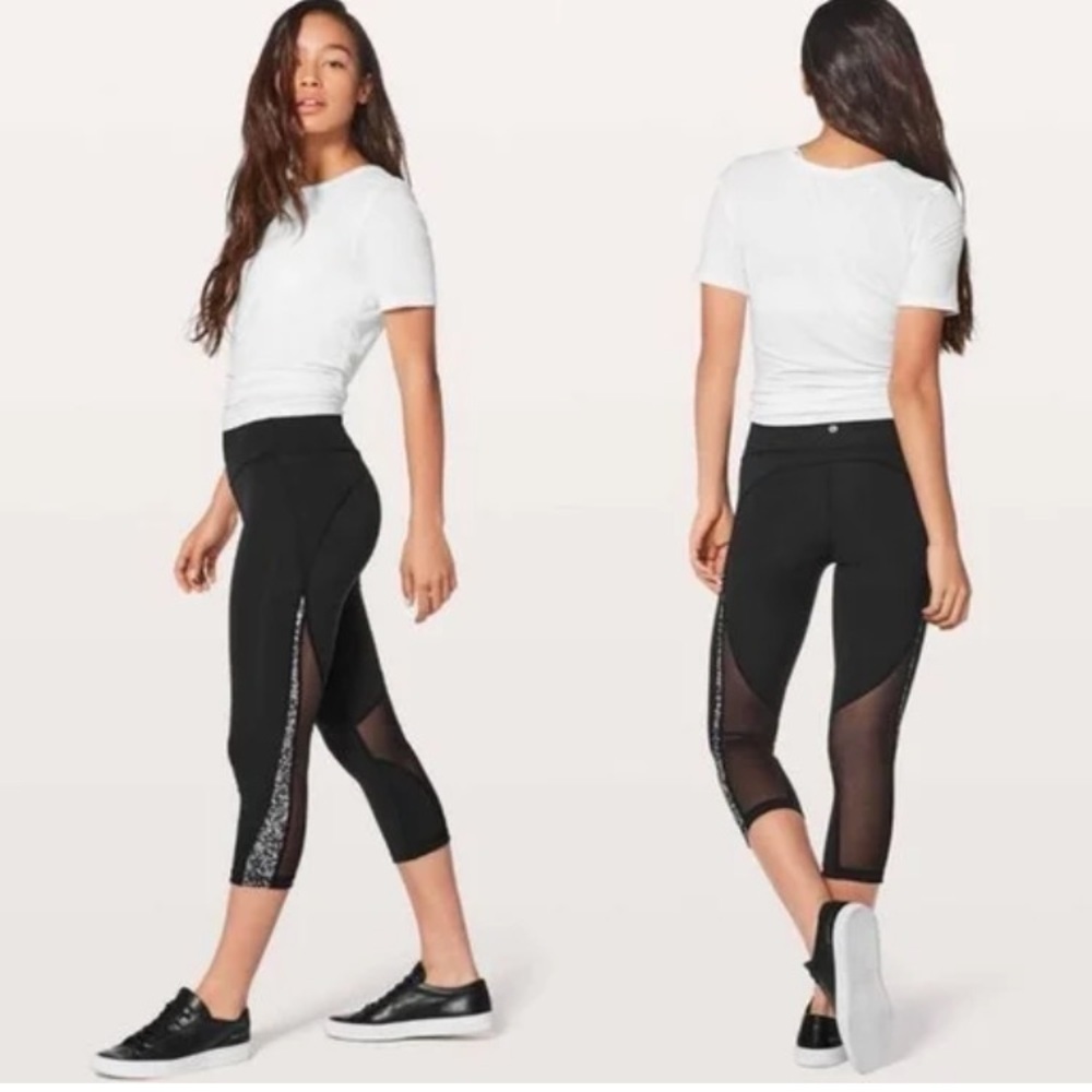 Lululemon mix & mesh crop 21